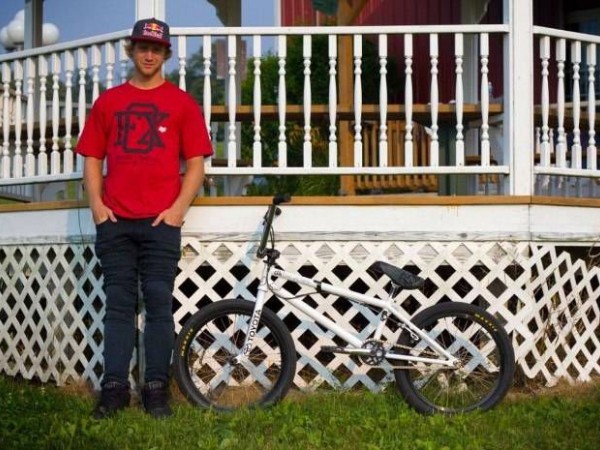 Drew Bezanson Bike Check